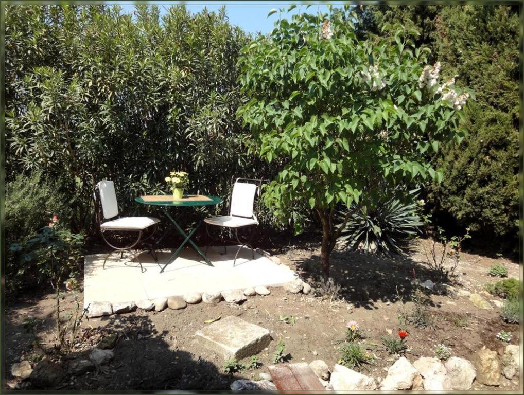 La Gourmandine Bed & Breakfast Saint-Andiol Exterior photo