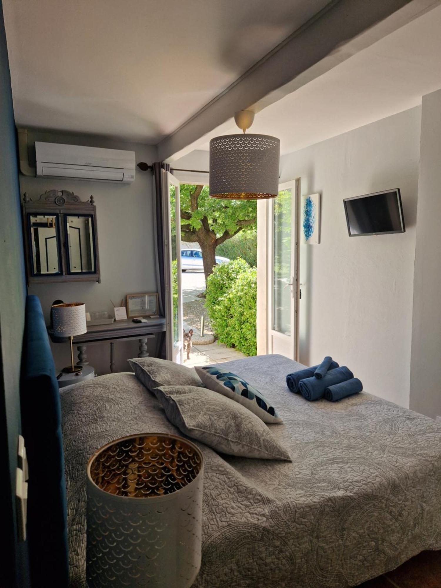La Gourmandine Bed & Breakfast Saint-Andiol Exterior photo